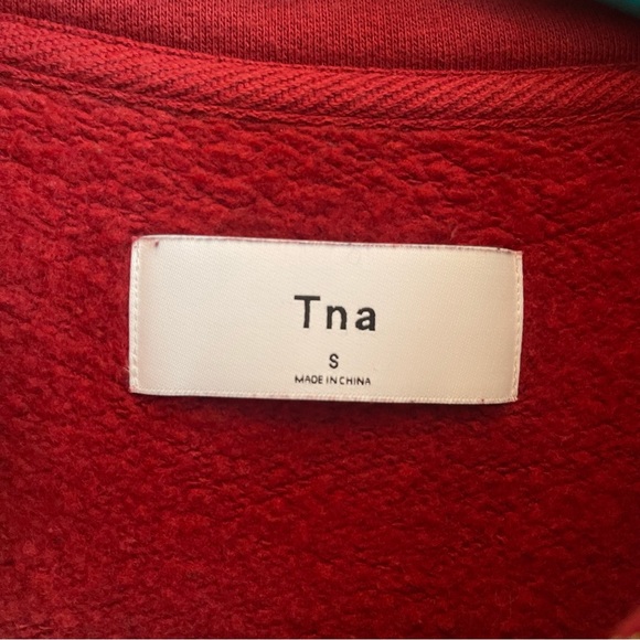 Aritzia/TNA - Half Zipped Sweatshirt - Picture 3 of 3